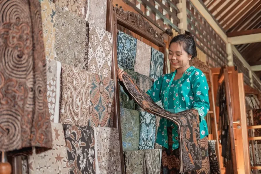 Kampung Batik Plered